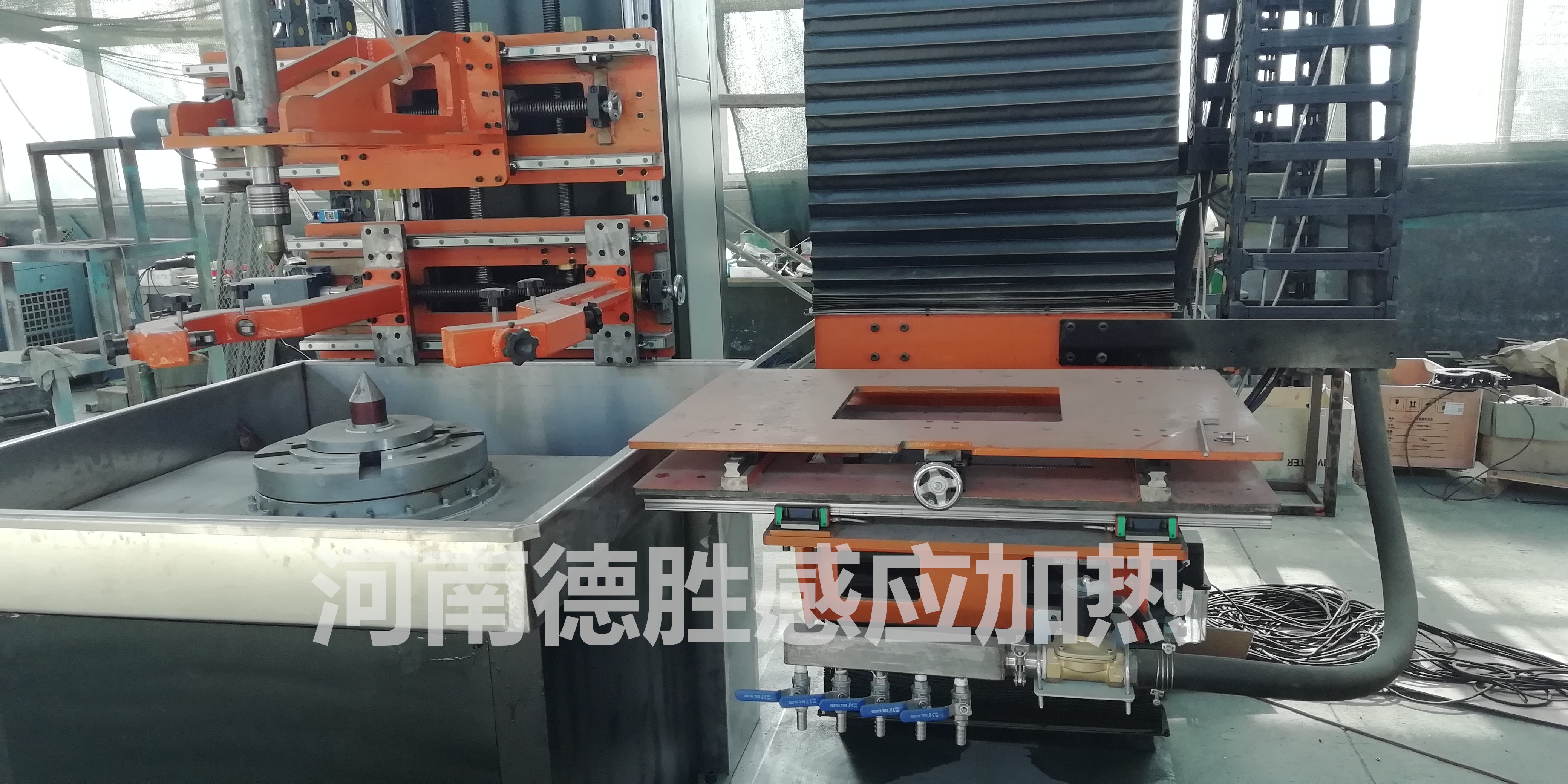 數(shù)控機(jī)床頂尖和夾持機(jī)構(gòu)